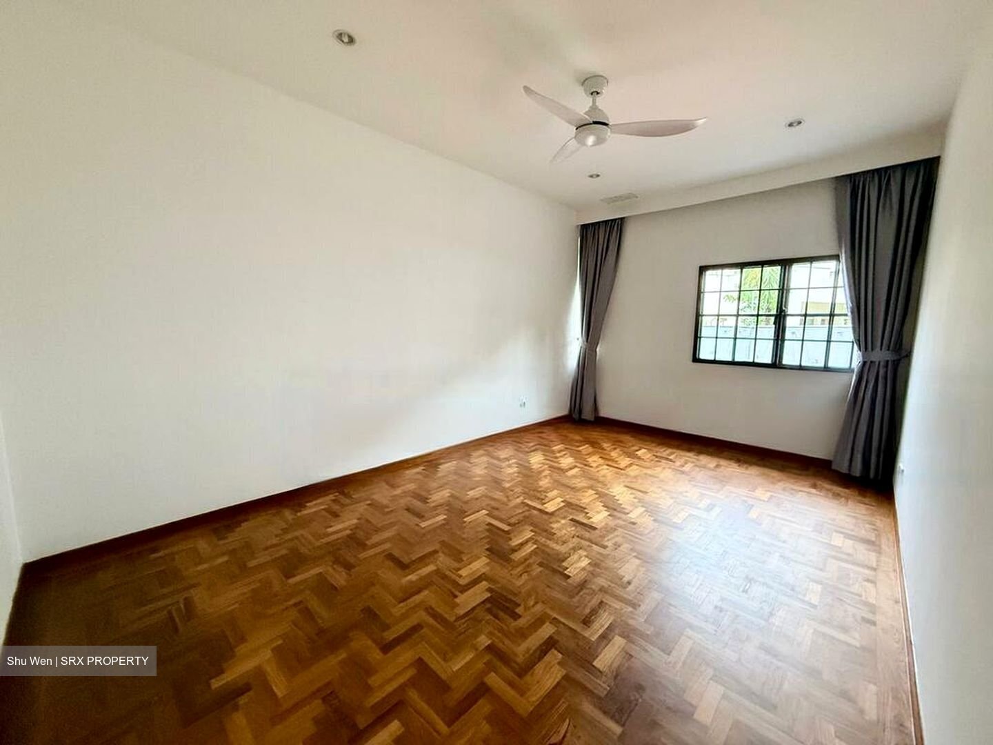 Lornie Gardens (D11), Semi-Detached #457362971
